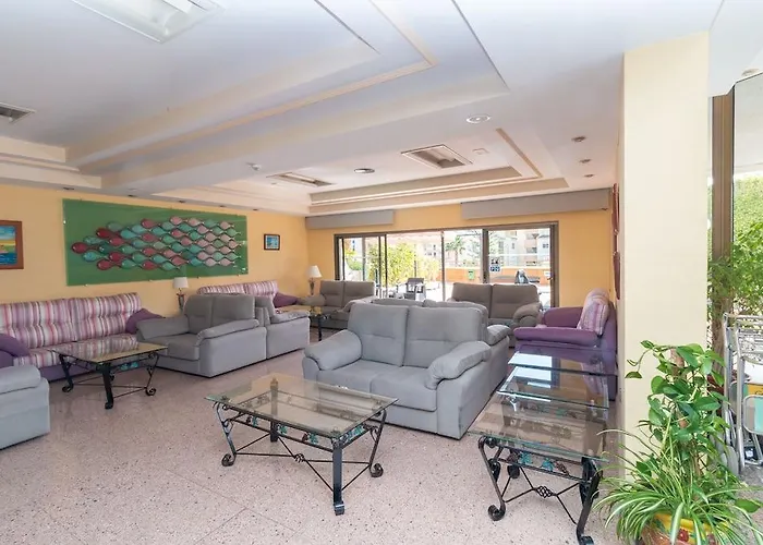 Aparto Galetamar 3* Calp